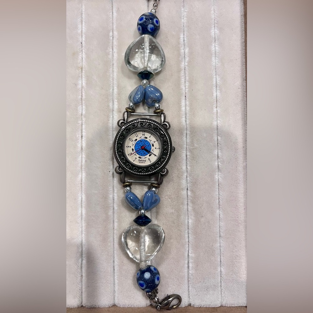 Belone Quartz Women's Watch with Murano glass bead band